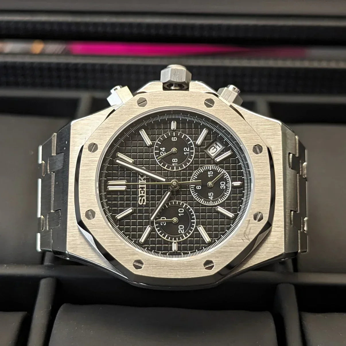 Royal Seikoak Black Chrono